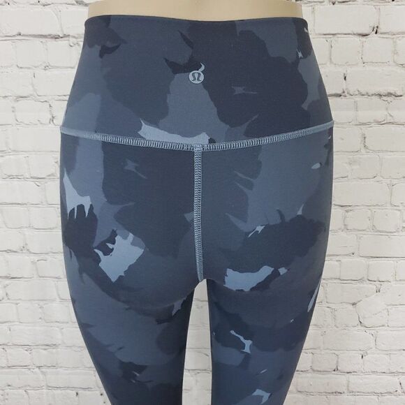 Lululemon High Times Pants Palm Party Blue 2 - NOT_NWT - Picture 4 of 8